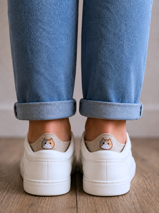 Socquettes à languette beige - chat