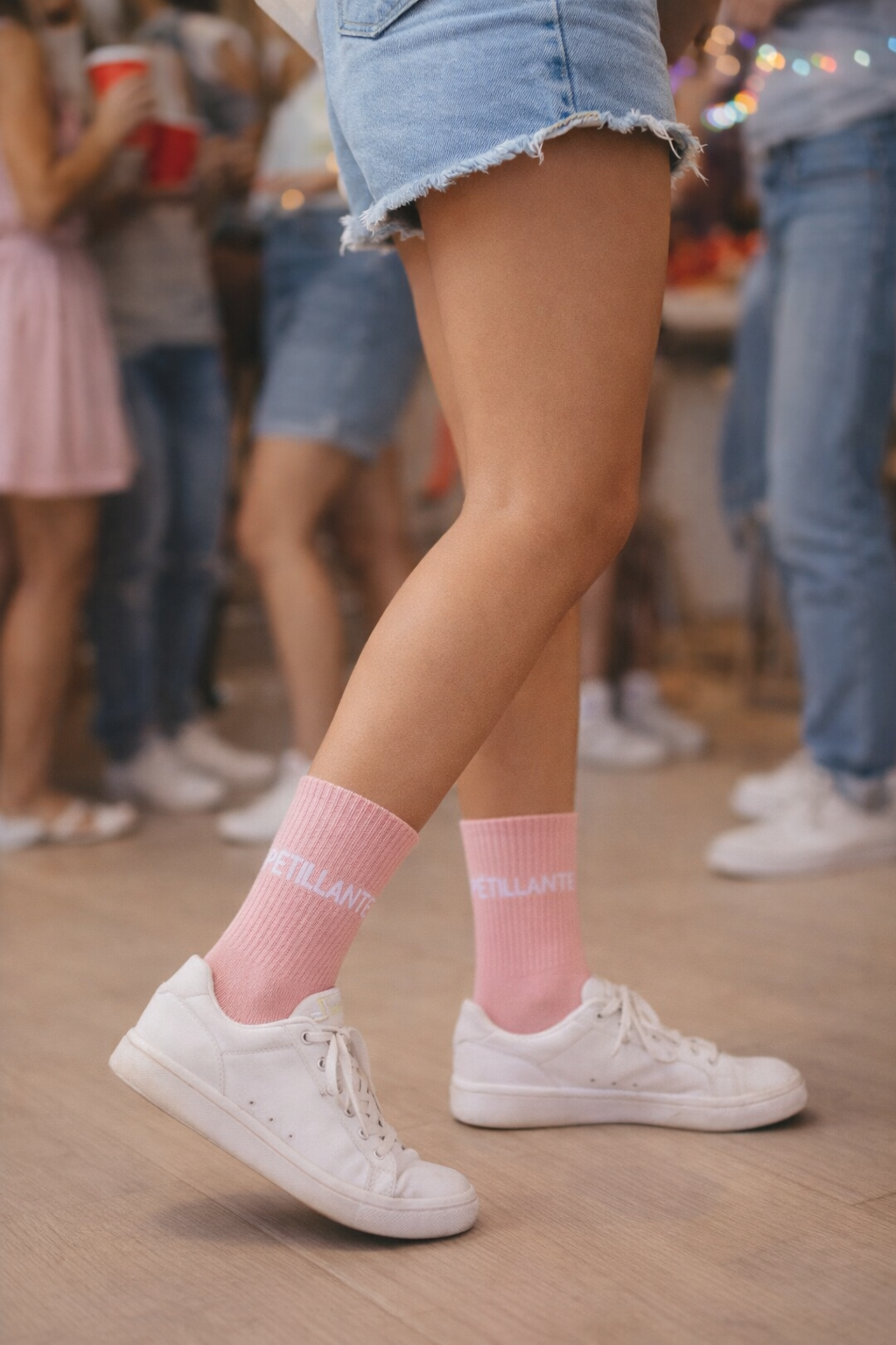 Chaussettes à paillettes avec message "Pétillante" couleur rose